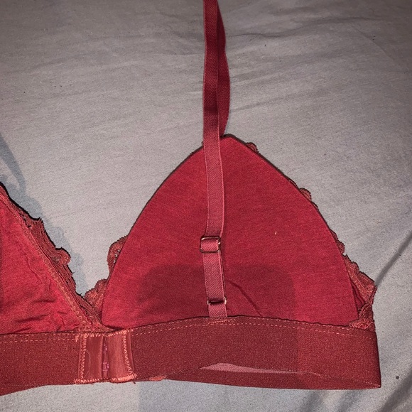 Rose & vine Red Lace lightly-padded Bralette - Picture 5 of 7